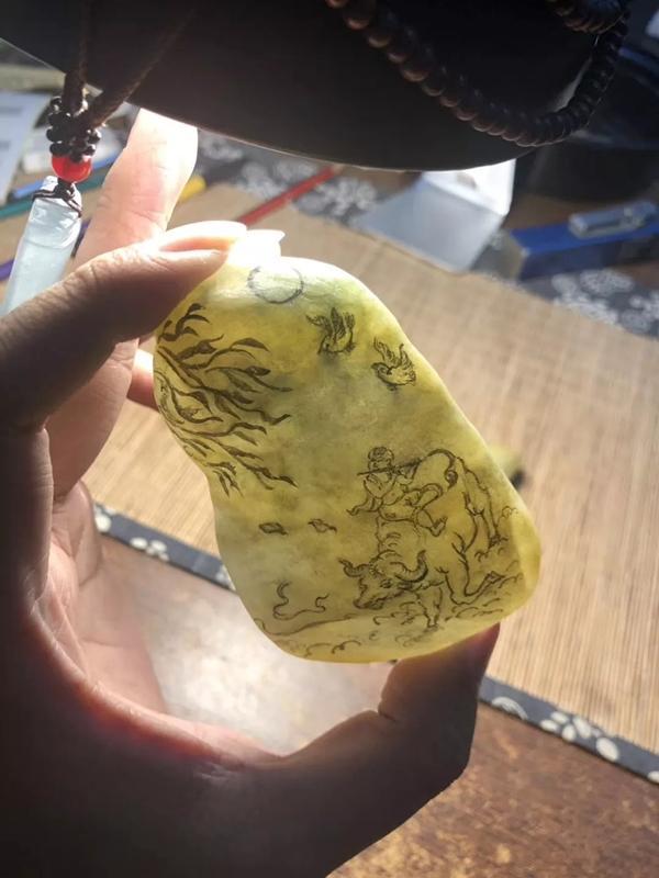 有特色的翡翠挂件有哪些,别致又经典的翡翠挂件