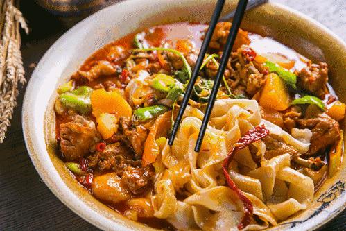 云南哪个地方人最爱吃火锅,山西哪些地方特别能吃土豆