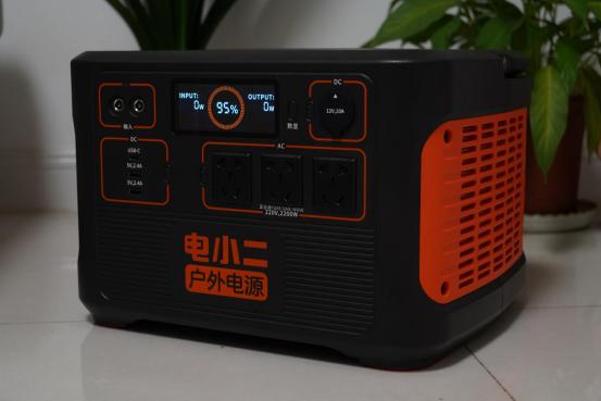 太阳能电小二户外电源真实测评,电小二户外电源太阳能充电教程