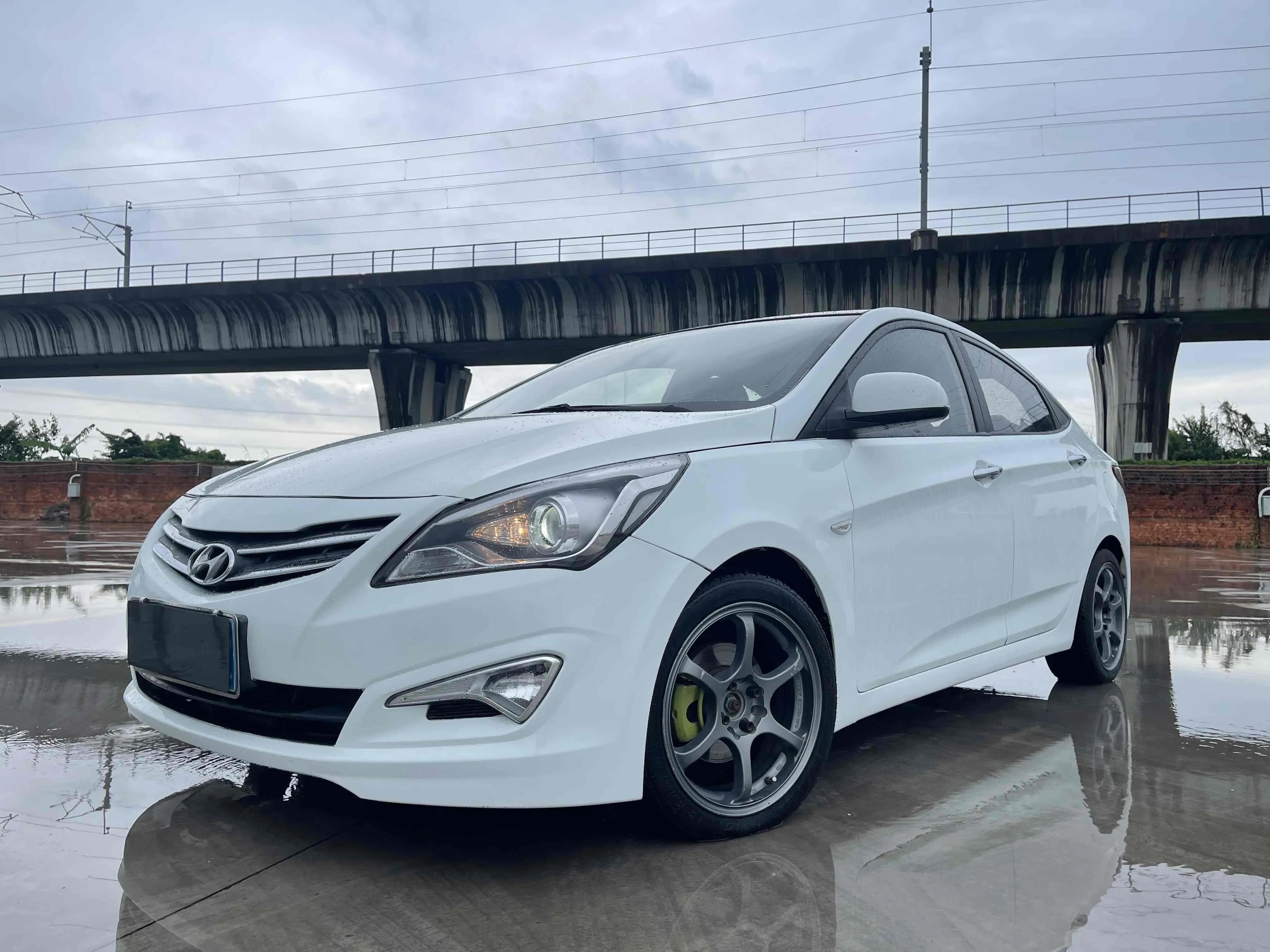 现代瑞纳2014款1.4l手动时尚型gs,2014款现代瑞纳1.4l手动挡的评价