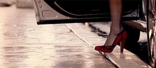 黑色猫爪鞋怎么搭配,猫爪形状的鞋子高帮