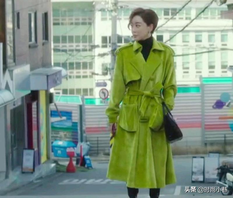 风衣的洋气休闲搭配好看,百搭个性风衣