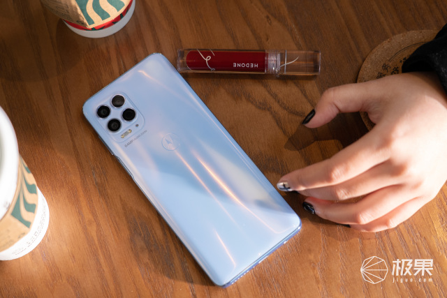 motorolaedges轻奢版跑分,motorolaedge深度评测