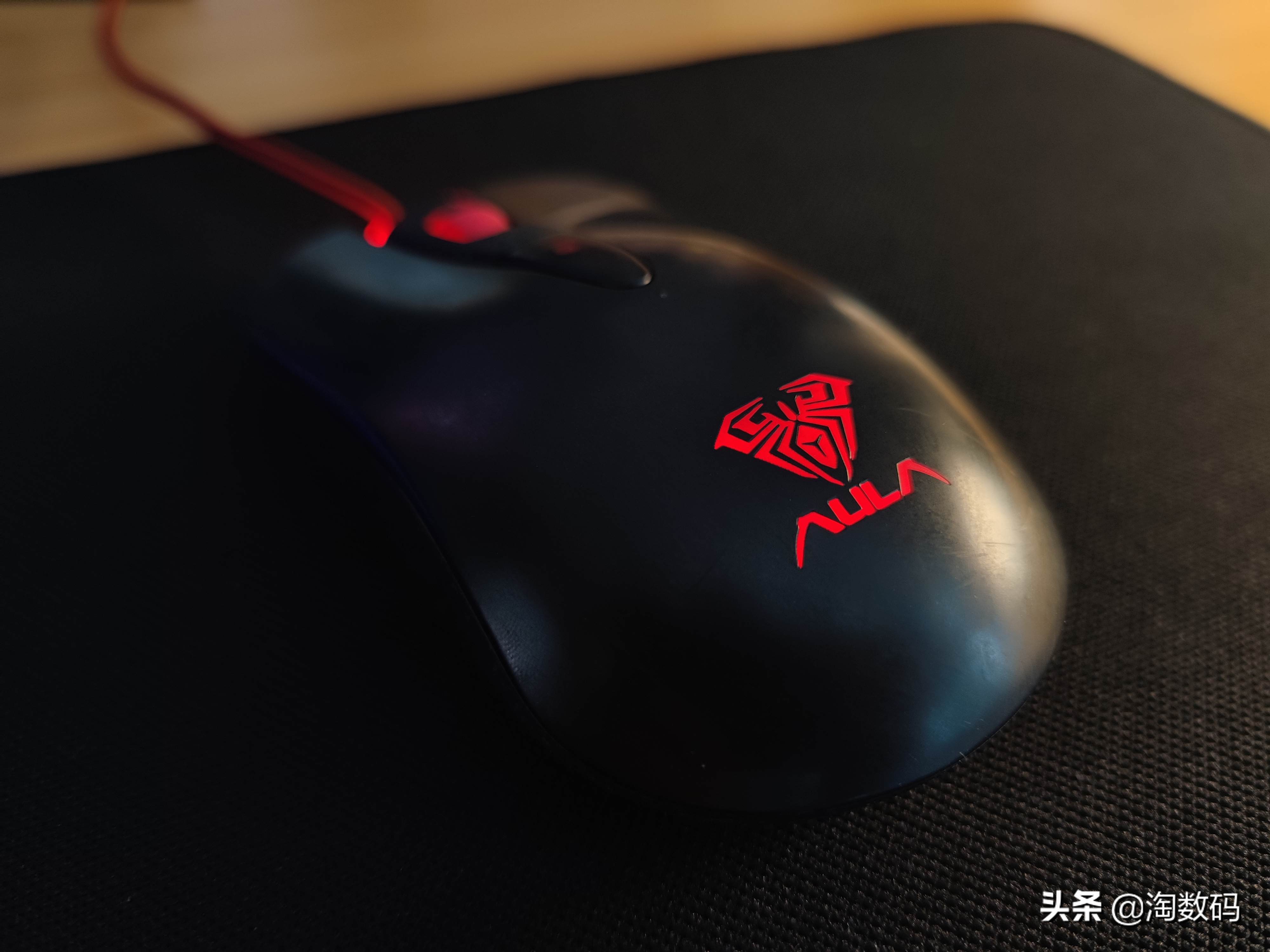 ¥9.9原封库存洋垃圾:AULA暗黑魔羯游戏鼠标开箱+拆解+除胶晒单