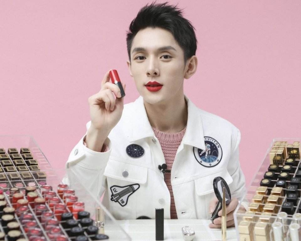 一场直播卖货过亿的主播,李佳琦国货之光李湘