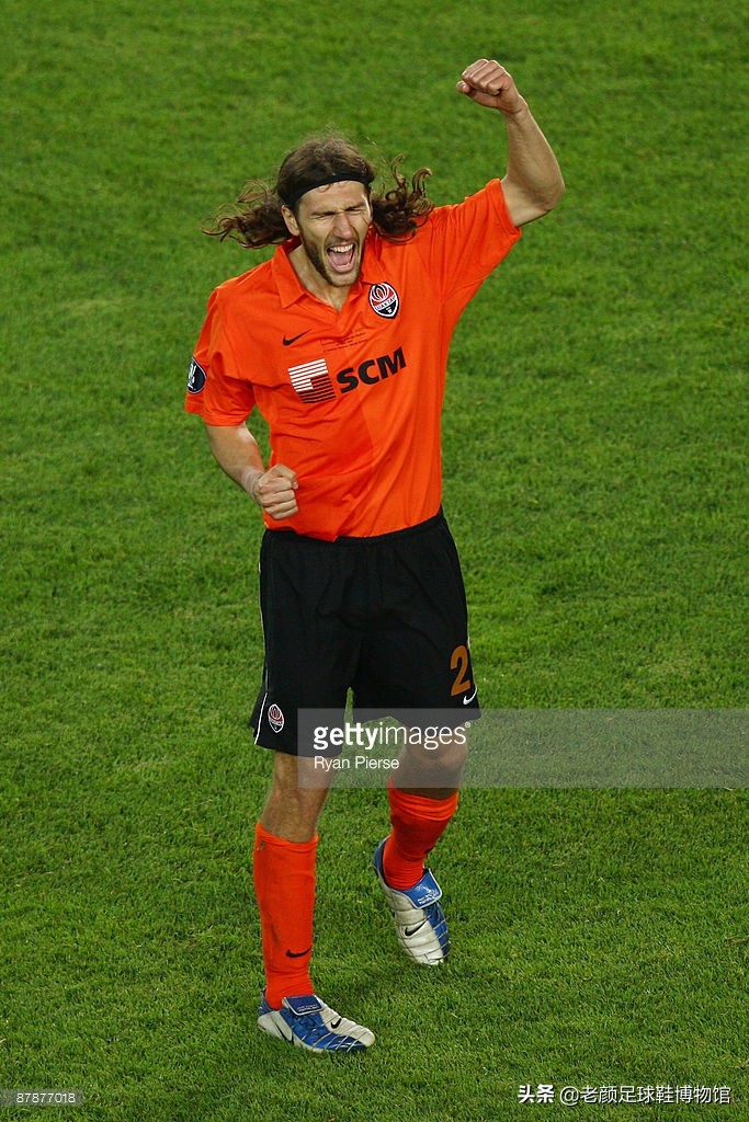 马竞前锋微商处购买厂货球鞋作秀,欧美球星居然还自己掏钱买球鞋