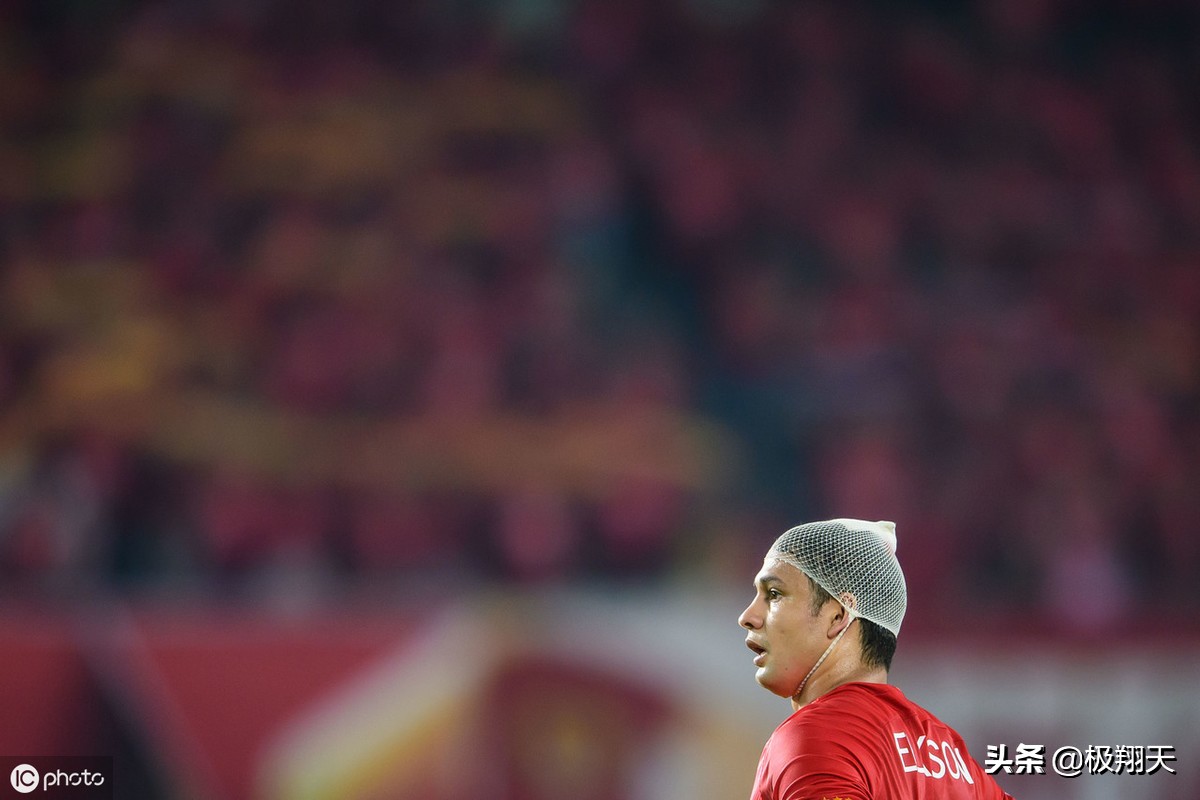 恒大亚冠失误事件,恒大输球卡纳瓦罗