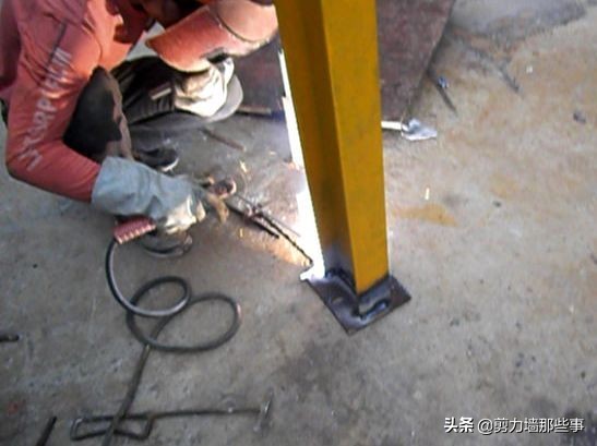 花篮式悬挑架和普通悬挑架造价,花篮式悬挑架拉杆安装方法