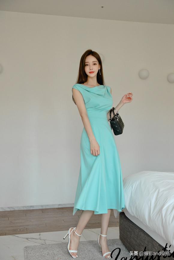 孙允珠夏日蓝色,孙允珠夏日粉红色