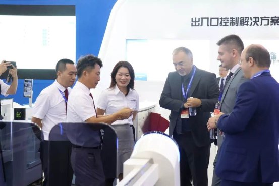 德宝人脸识别系统,德宝智能闸机生产制造商