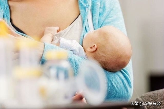 喂奶粉宝宝多久喝一次水,宝宝干吃奶粉多久才喝奶粉