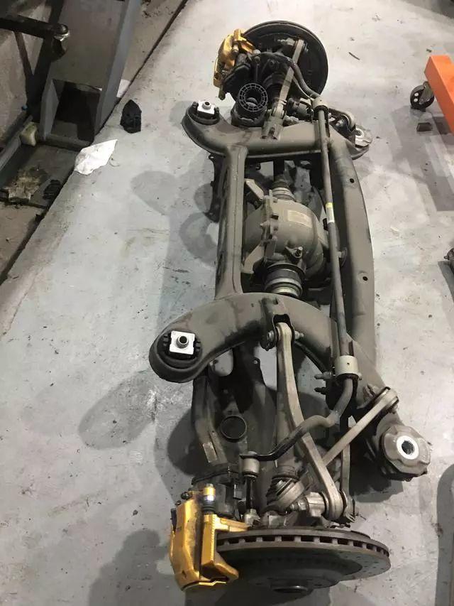 奔驰c200l爆改,奔驰c200爆改迈巴赫s680