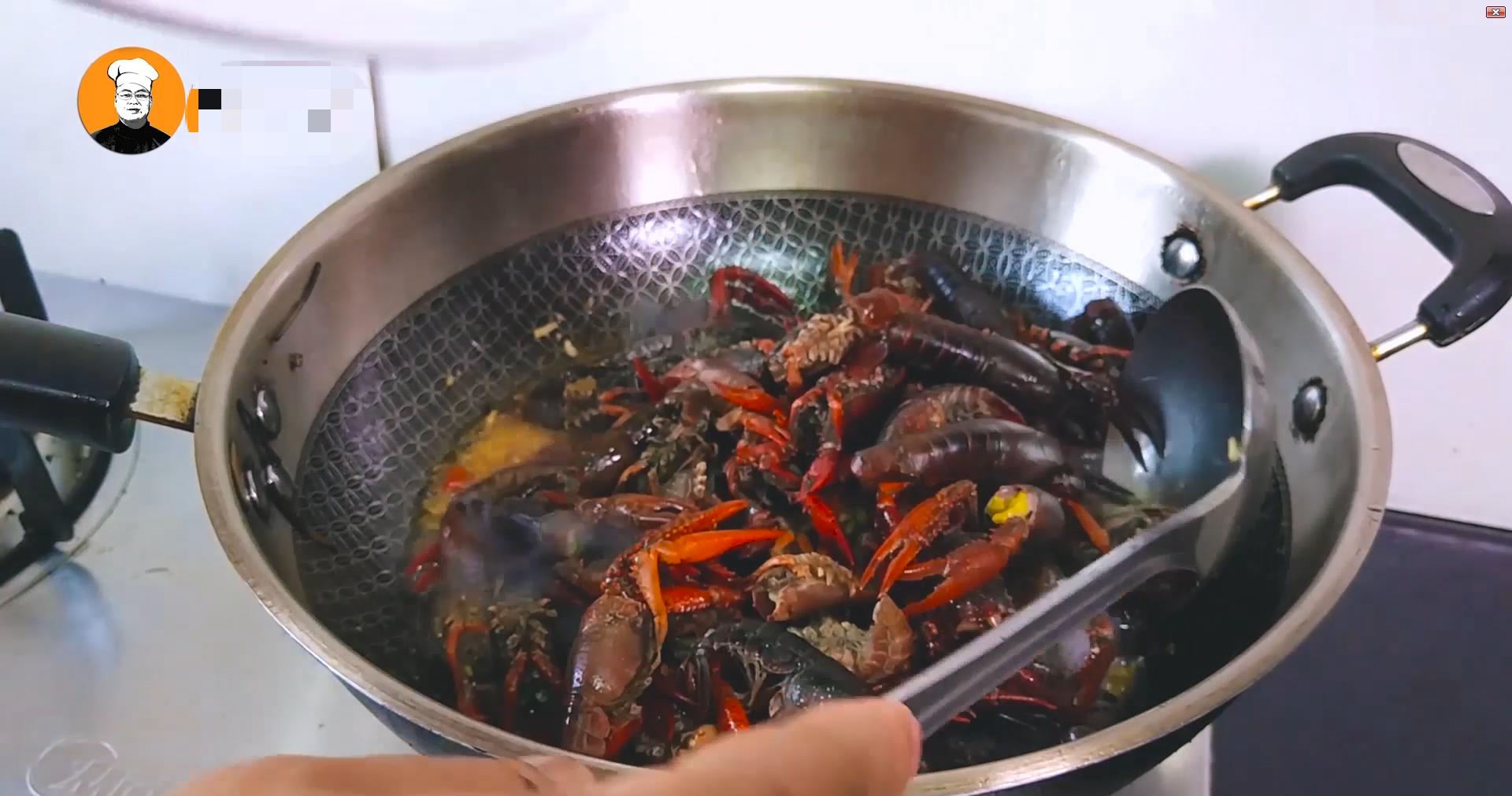 教您油焖小龙虾正宗做法,家常油焖小龙虾最正宗的做法