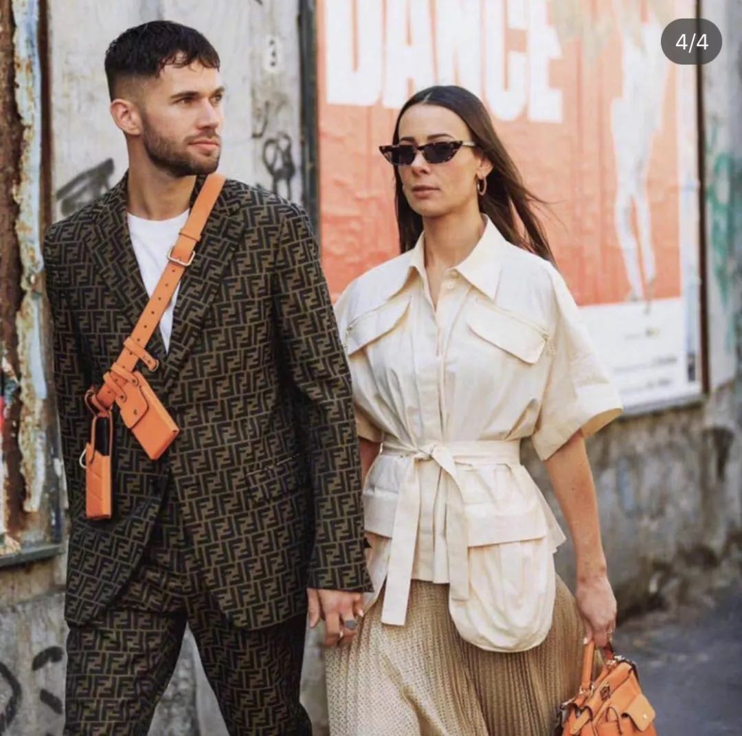 苏明玉开奔驰住楼王房，选包真有点……