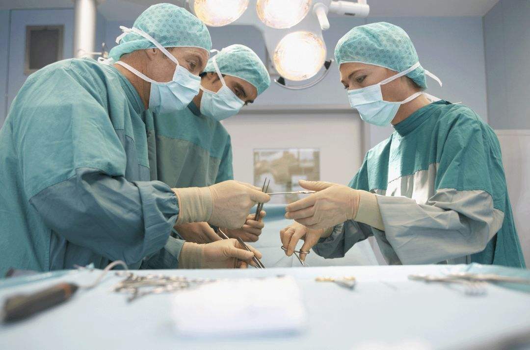 女性绝经后又有来例假怎么回事,女性绝经后又来月经是怎么回事