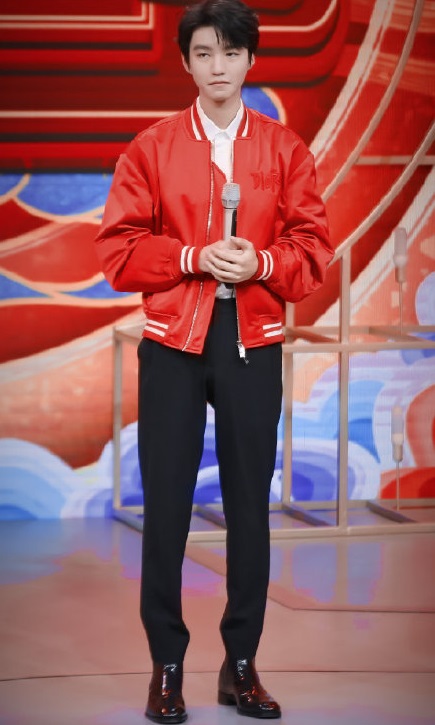 dior秋季男装2020王俊凯,王俊凯dior全球首穿