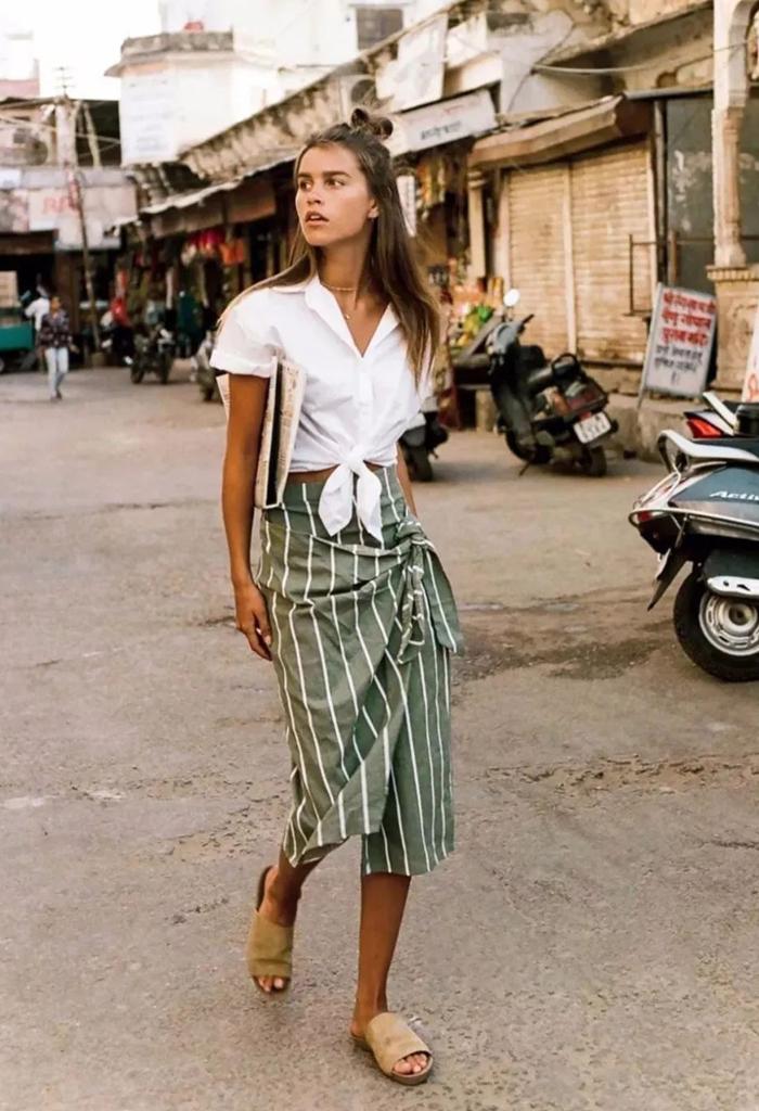 女人翘臀如何穿衣搭配,怎样穿衣服能提高臀线