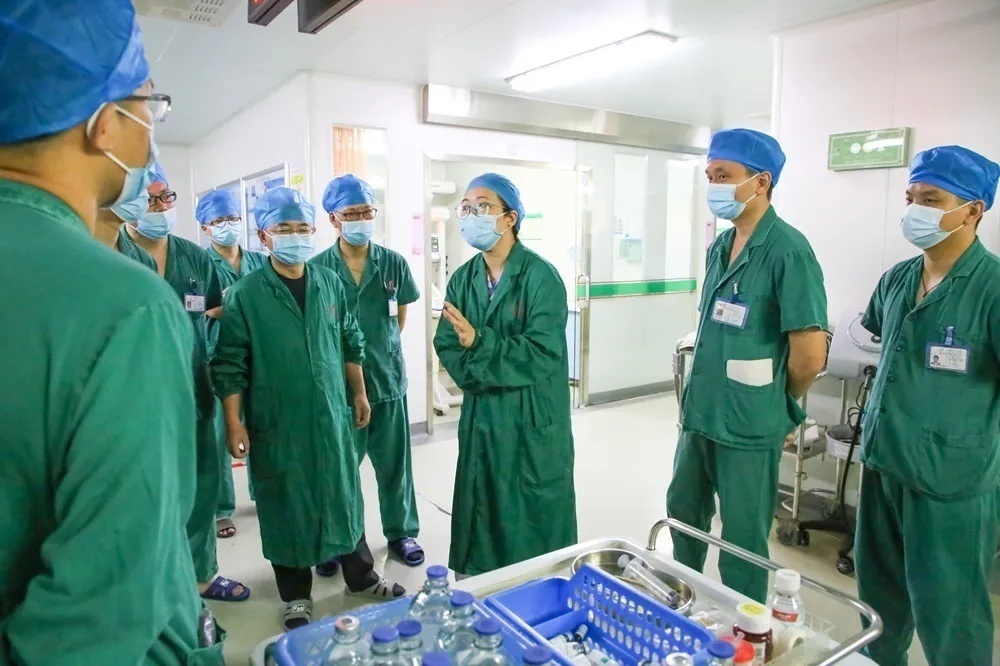 中山一院的专家团队,中山一院专家介绍