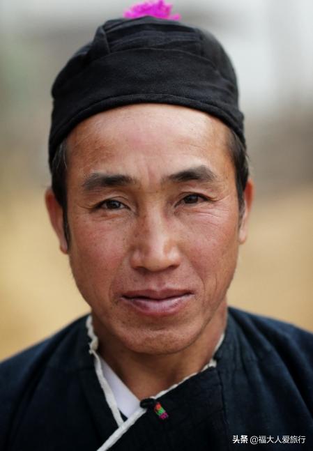 与中国人同源的跨境民族阿卡人:生活艰辛热情好客,劝酒功夫没丢