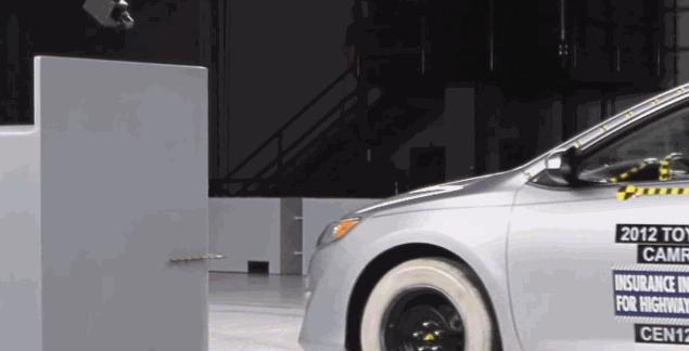 新老凯美瑞用车感受对比：新款开起来竟有一股德味儿