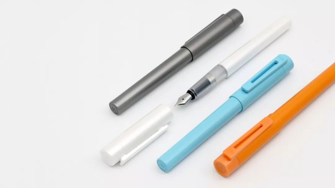 999皮炎平出口红,999皮炎平出口红广告