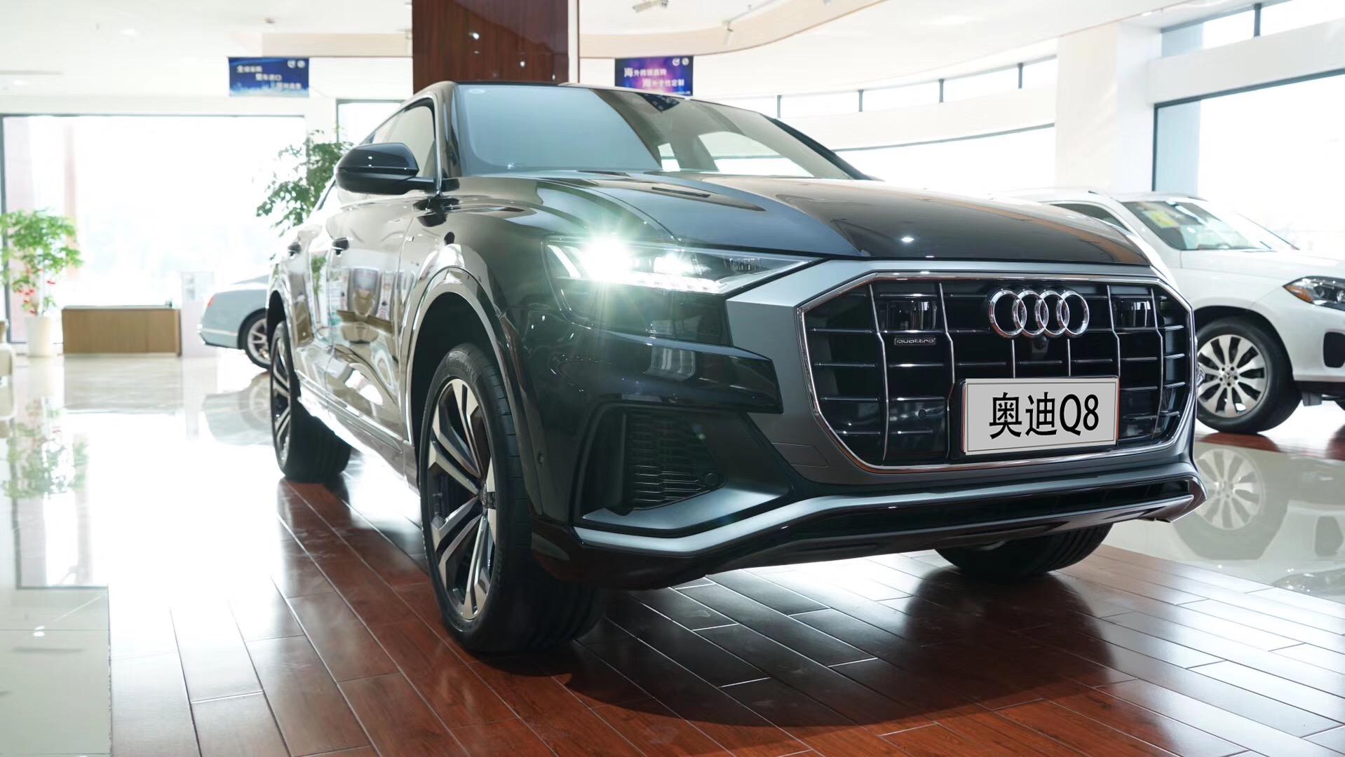 一套车载音响就值8万多,奥迪q8劲爆音响