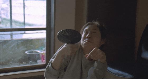 小混混爱上单纯女,残疾男人爱上智障女孩