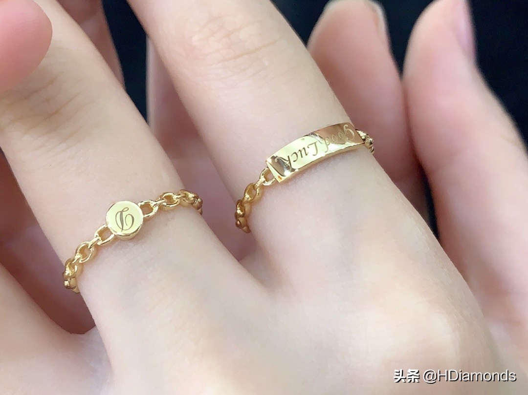 适合春夏的贵气感首饰,多彩首饰点缀细节不经意的时尚感