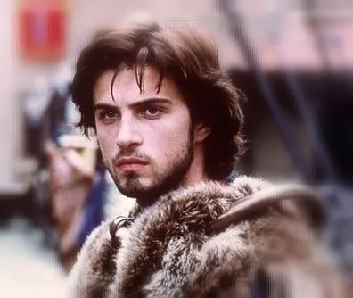 有王子谁还看剧情？帅就完了。荧幕上的中外王子，谁是你的菜？