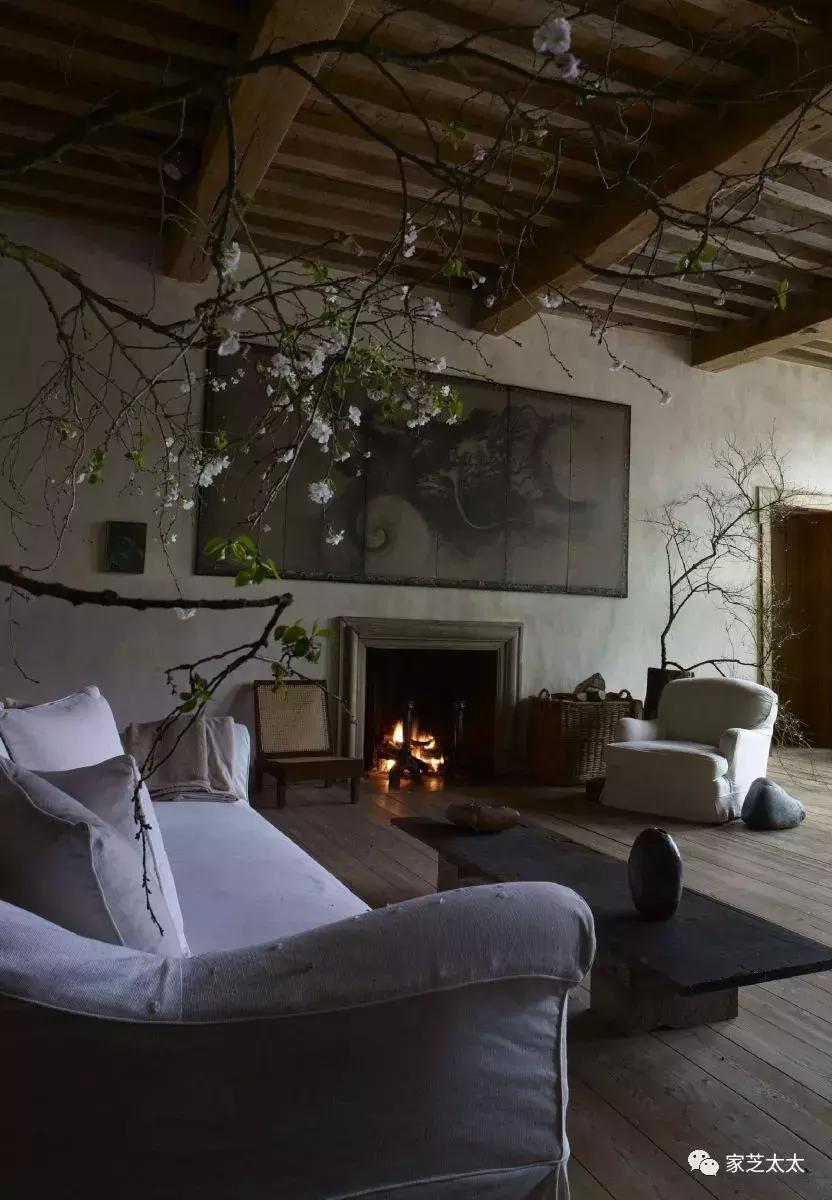 金卡戴珊赤贫风豪宅,卡戴珊的赤贫风豪宅