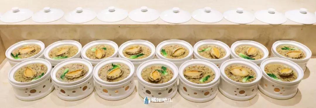 人均不到300的自助餐厅四星级酒店,海鲜自助高性价比酒店推荐