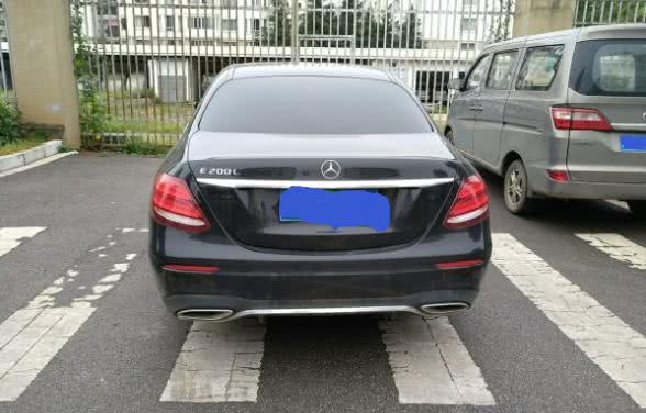 将近50万买辆奔驰E200L，开了5万公里后车主后悔了