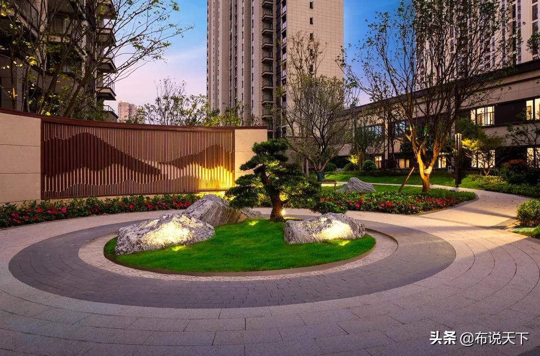 这盘一路爆火！人气沸腾长沙！卖毛坯！一线河景！黄金C位