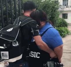 搞笑大哥爆笑图片,搞笑动图走一波