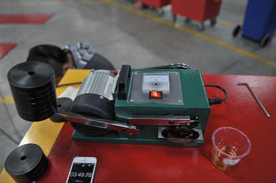 网上买机油真实感受,自己在网上买的机油靠谱吗