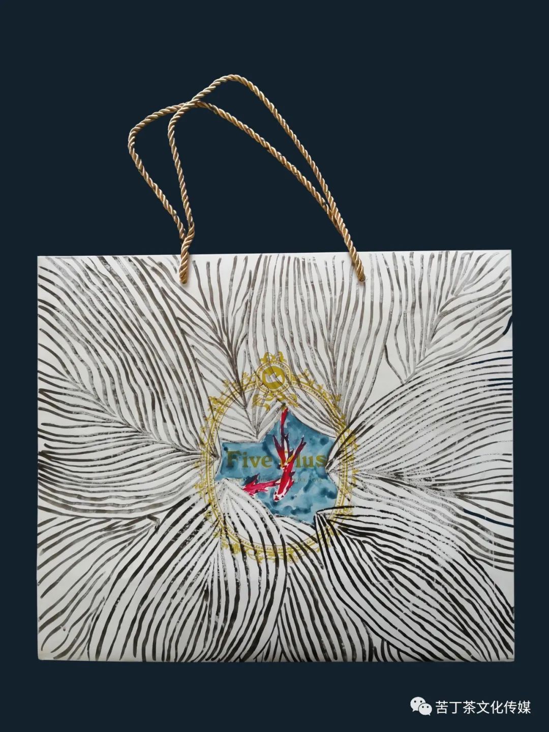 变废为宝---梅园创作的手提袋书画作品