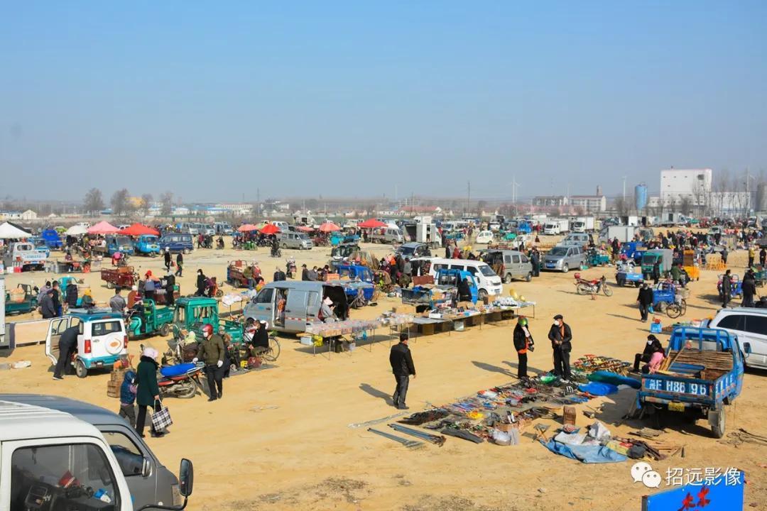 龙口粉丝主产区张星农村大集开市了!来赶集的人还不少来