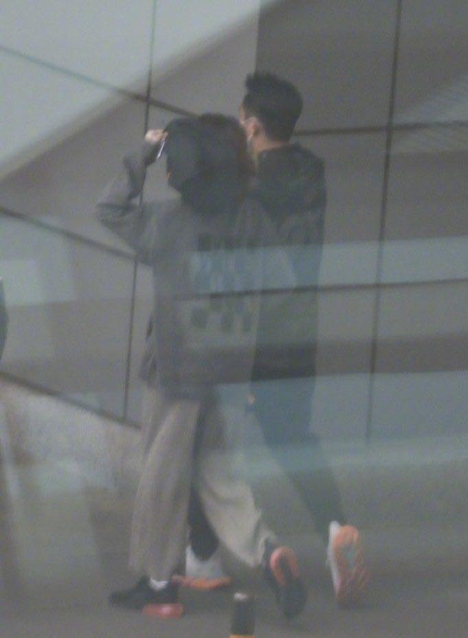 苗苗怀二胎后身材走样,苗苗小腹平坦疑否认怀孕传闻