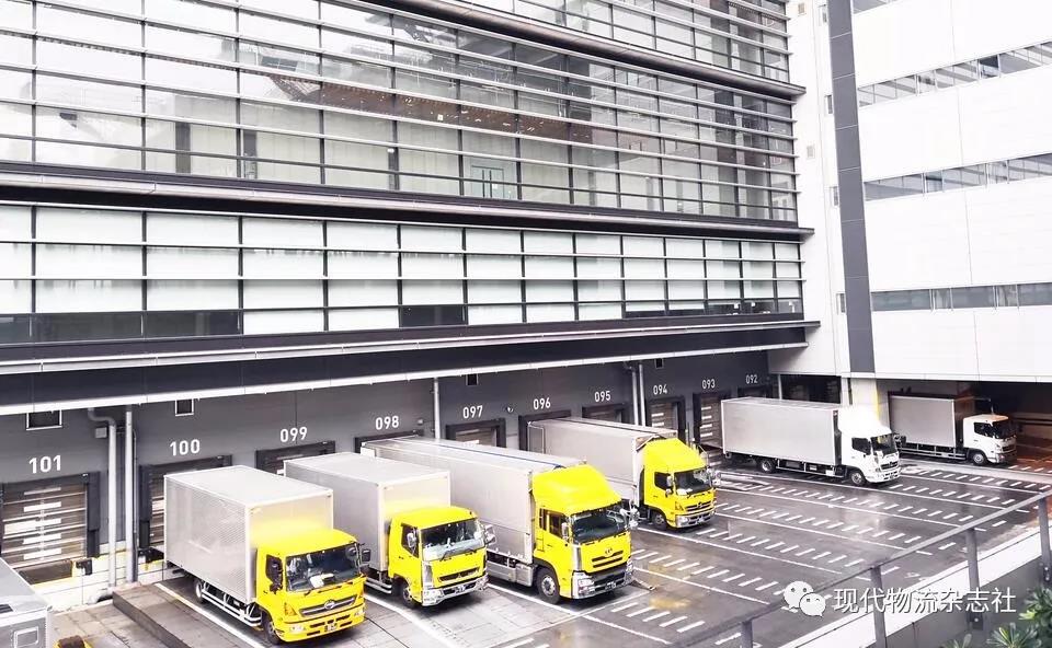 电商巨头占据半壁江山,电商领军者崛起