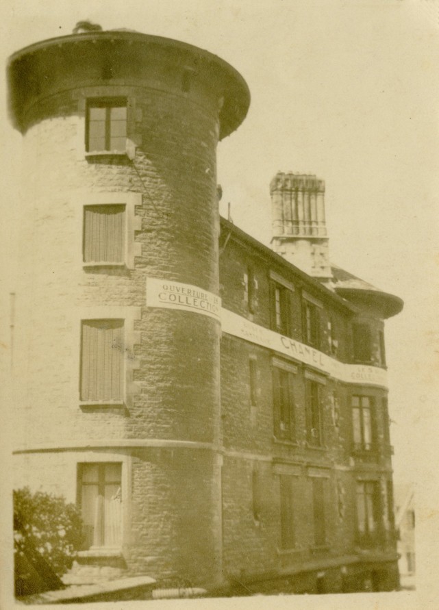 在孤儿院长大的香奈儿,香奈儿孤儿院长大一生未婚