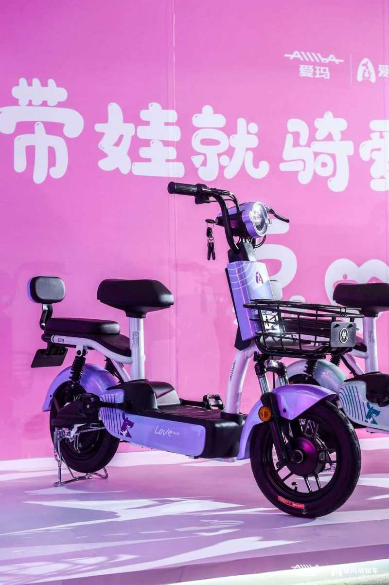爱玛宝妈款,爱玛全球超受欢喜的电动车