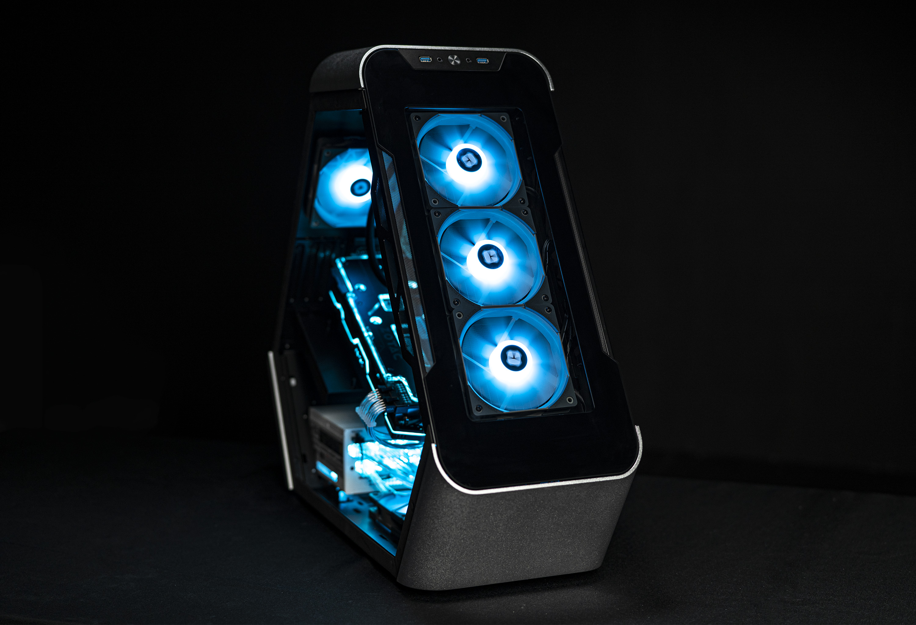 顶级机箱装机,第一次装机推荐机箱