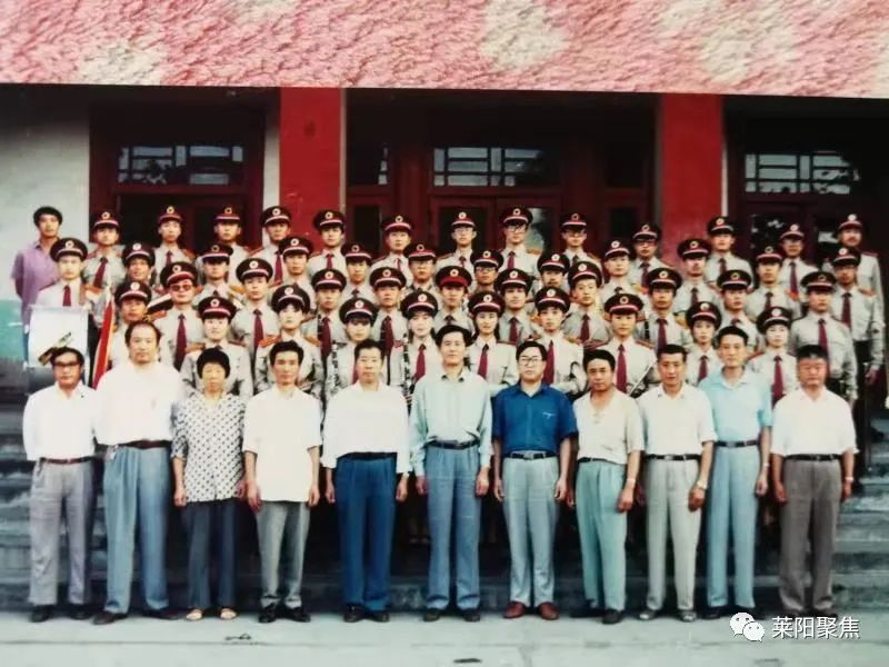 莱绢那些年职工军乐团