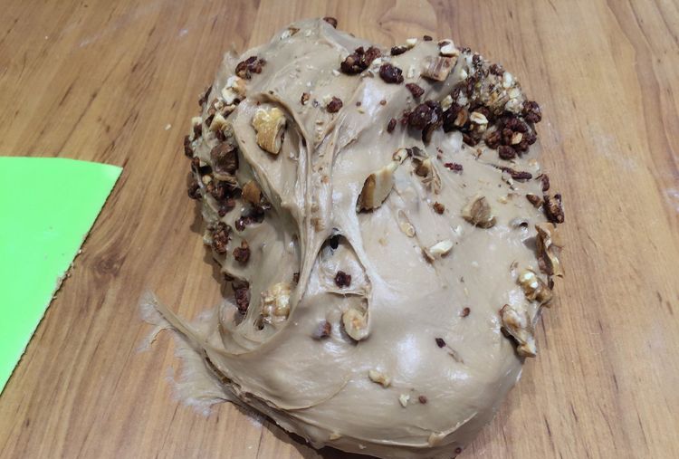 米旗枫糖核桃吐司,好利来全麦红枣核桃吐司