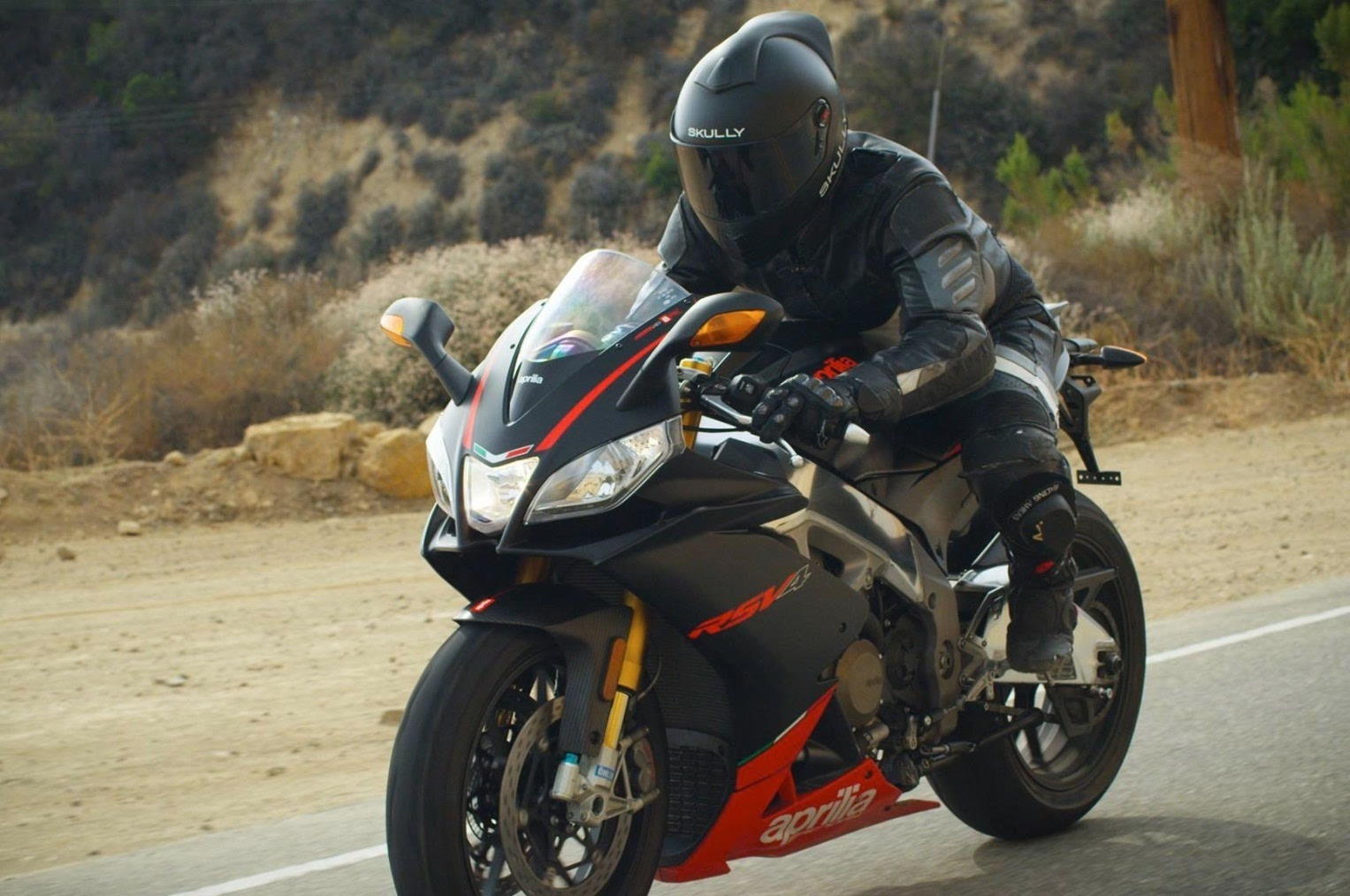 日本智能头盔,日本发明的全景头盔