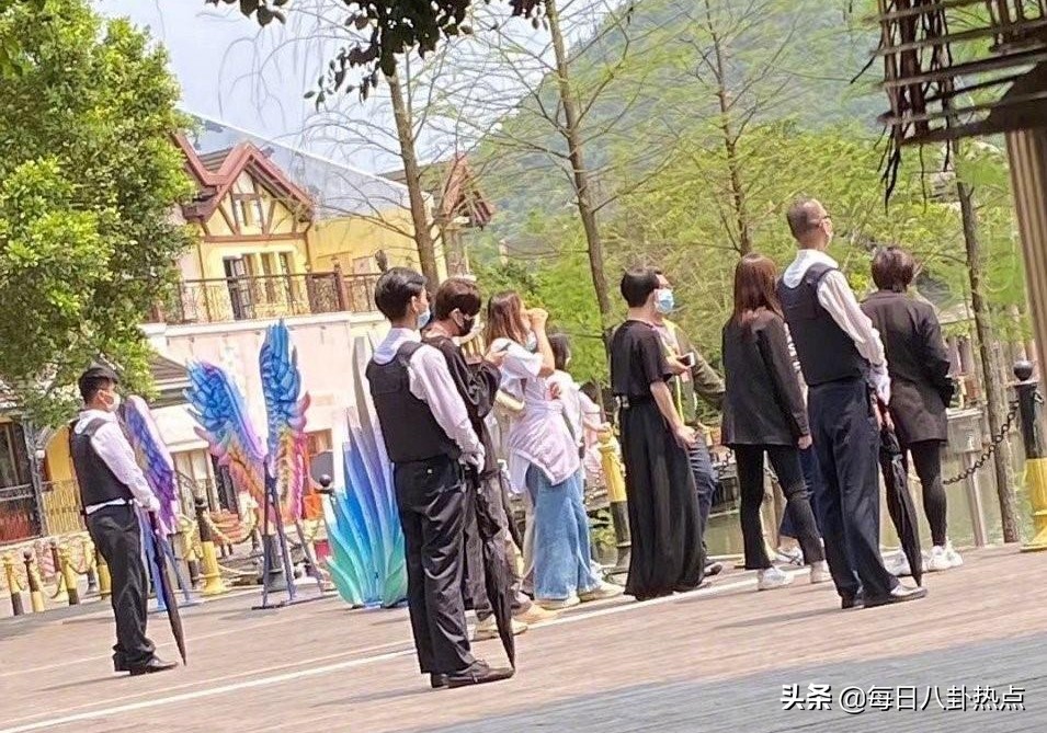 创3频曝路透博热度,青2选手丑闻不断,内娱选秀大战谁能笑到最后?