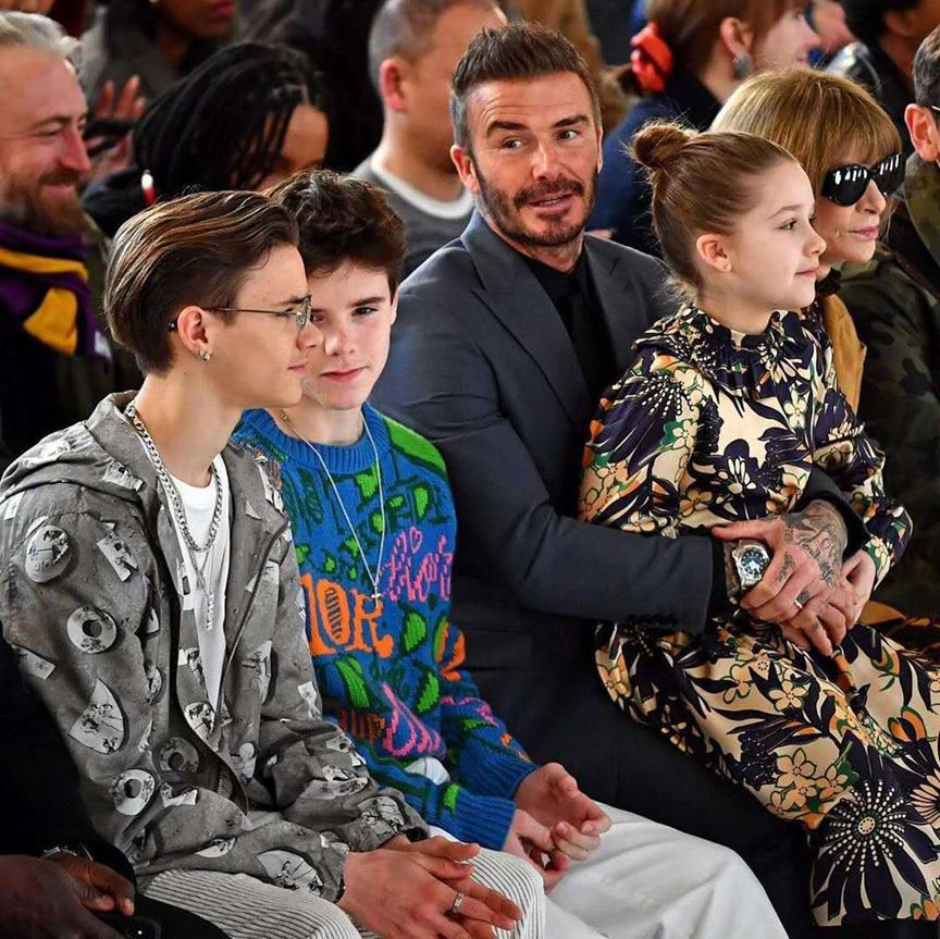 贝克汉姆维多利亚亲家,贝克汉姆一家为维多利亚打call