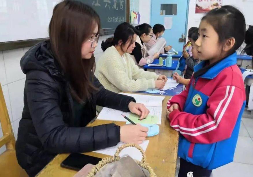 老师抽查背诵不会背怎么办,怎样上课不会被老师抽查背诵