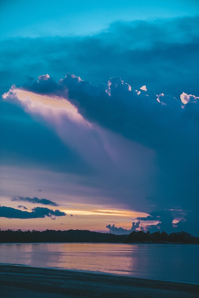 印尼巴丹岛和民丹岛哪个好玩,新加坡印尼岛屿攻略