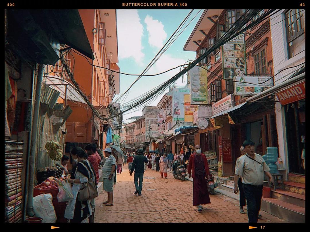 这个微笑国度,见人就夸漂亮,300元就能在天空滑翔